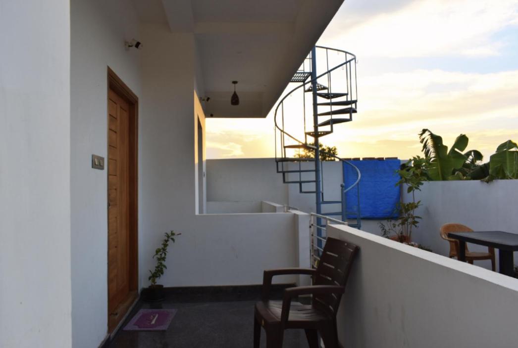 Dkv Beach View Bahur Екстер'єр фото