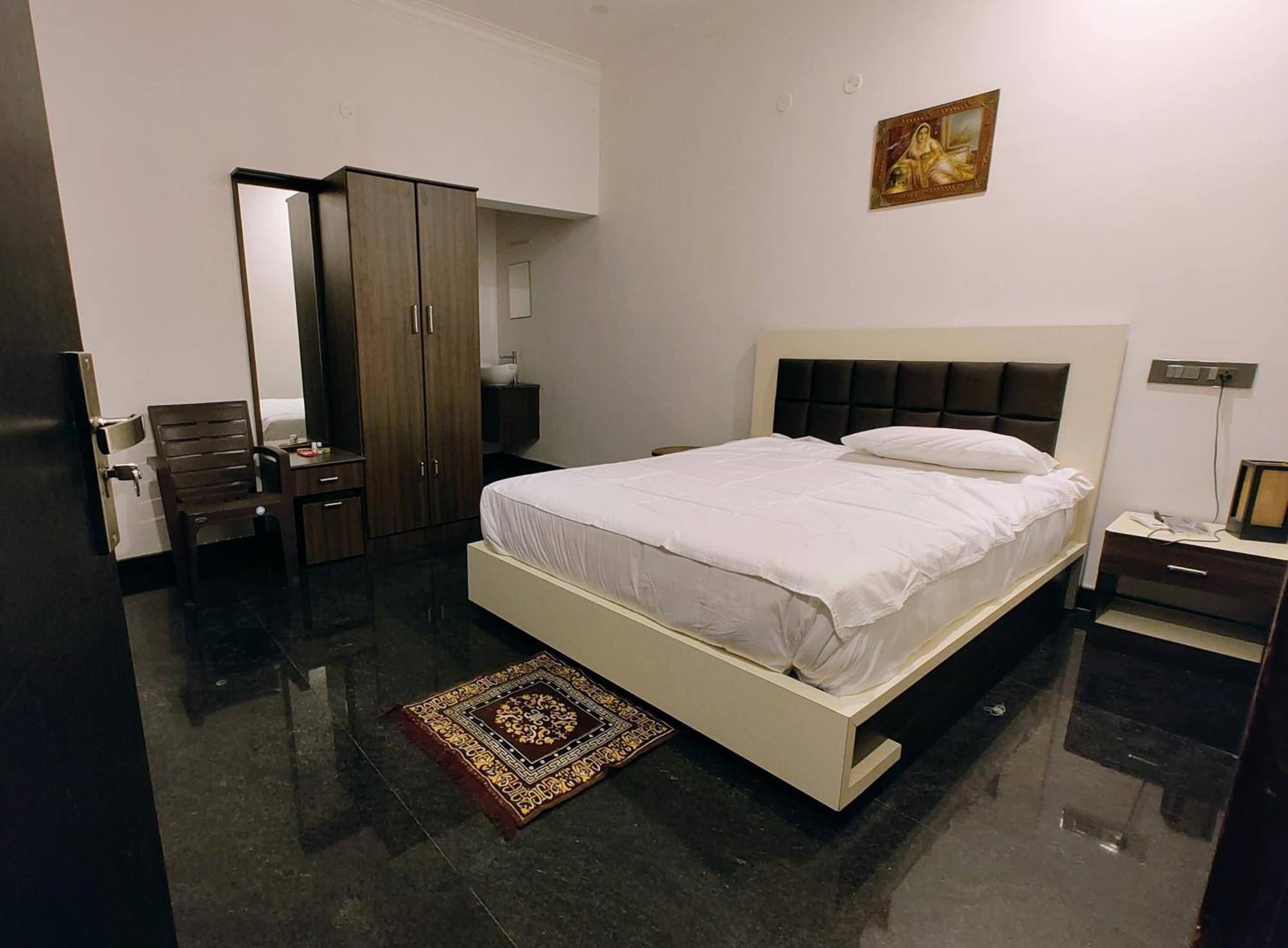 Dkv Beach View Bahur Екстер'єр фото